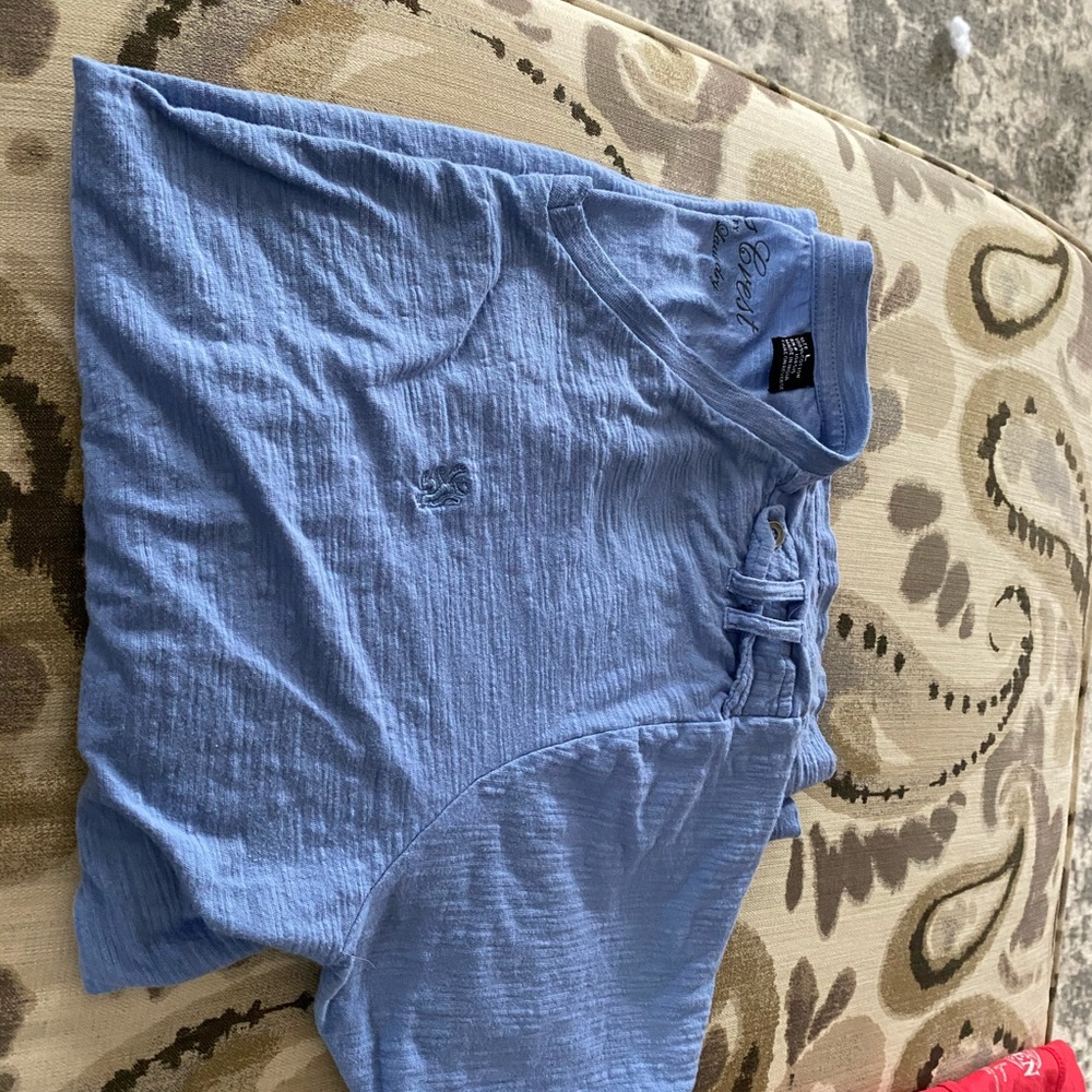 Men’s T shirt size Large